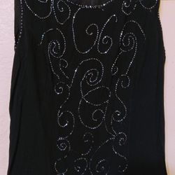 Ladies Size 8. Sleeveless Sequence & Rayon Top. Casual Corner