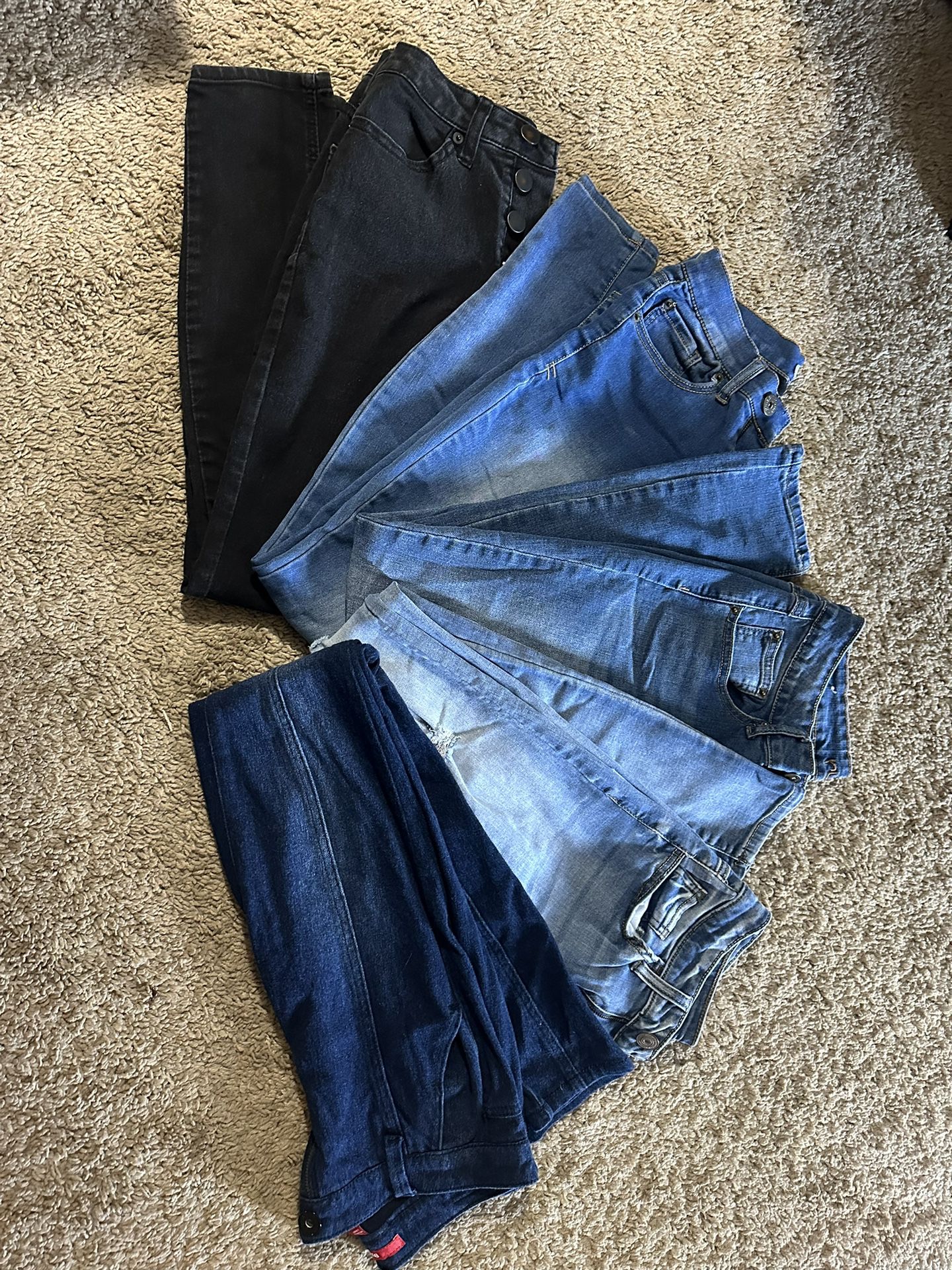 5 Pairs Of Woman’s Jeans