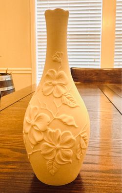 Vintage AK Kaiser Bisque White Porcelain Vase with Roses Floral