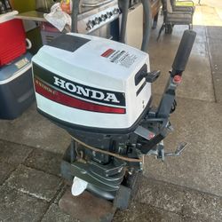 Honda 4 Stroke Boat Engine 15hp 