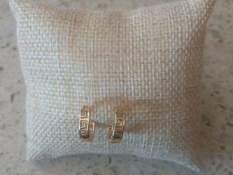18k Gold Plated Greek Key Motif Huggie Hoop Earrings 