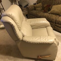 Lazy Boy Leather Recliner 