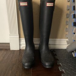 Hunter Boots Size 7.5 