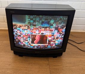 Sony Trinitron KV-19TR20 20" Tv & Retro Gaming Console Tested/Works No Remote