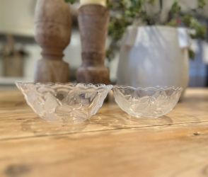 Studio Nova Wild Lily & Mikasa Rose  6 Inch Decorative Crystal Glass Bowl Dish
