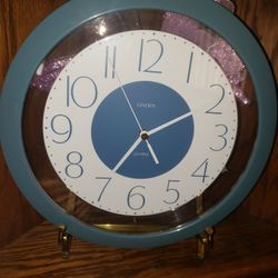 Linden Quartz Clock 
