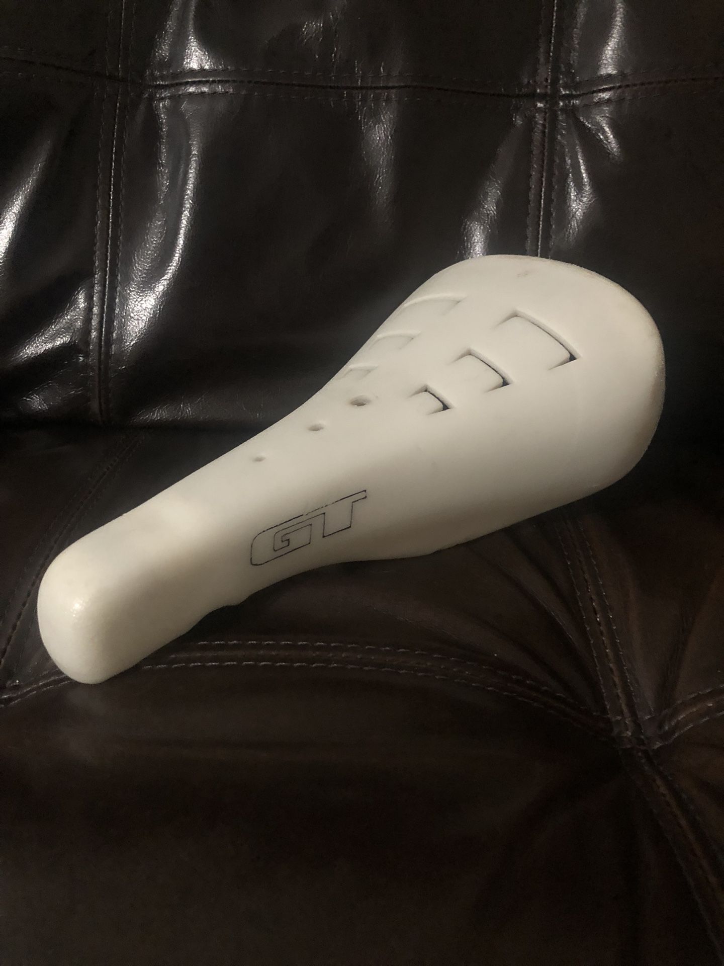 Gt Performer BMX Freestyle White Seat (Last Pic Is 4 The 2 LOWBALLERS) 