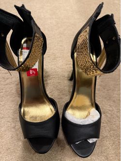 Women’s shoes