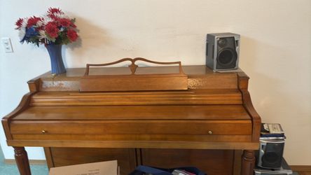 Upright Console Piano in Walnut Finish