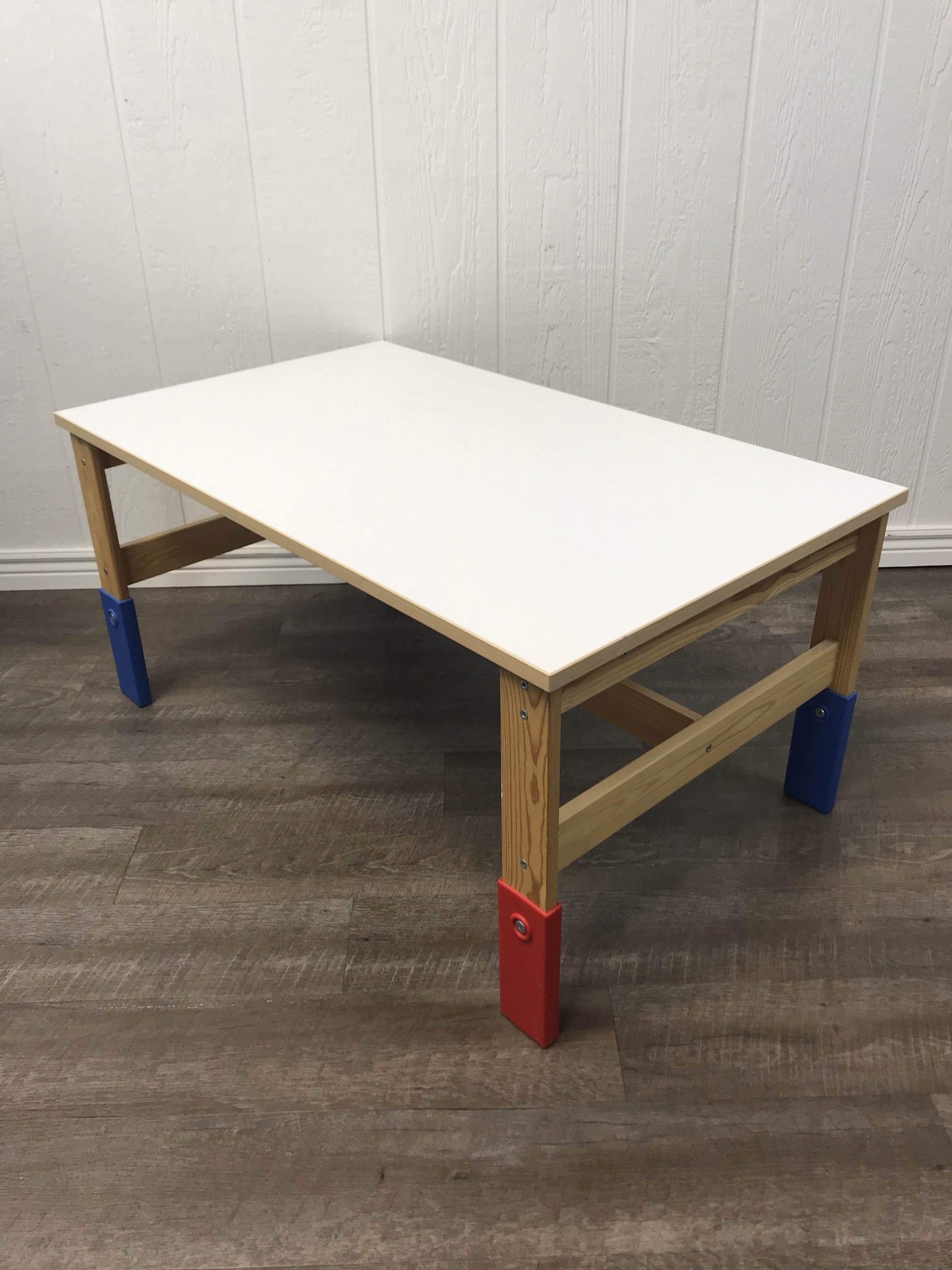 IKEA SANSAD Kids Adjustable table