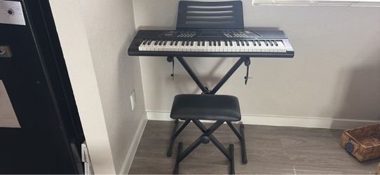 Keyboard (power cord missing)
