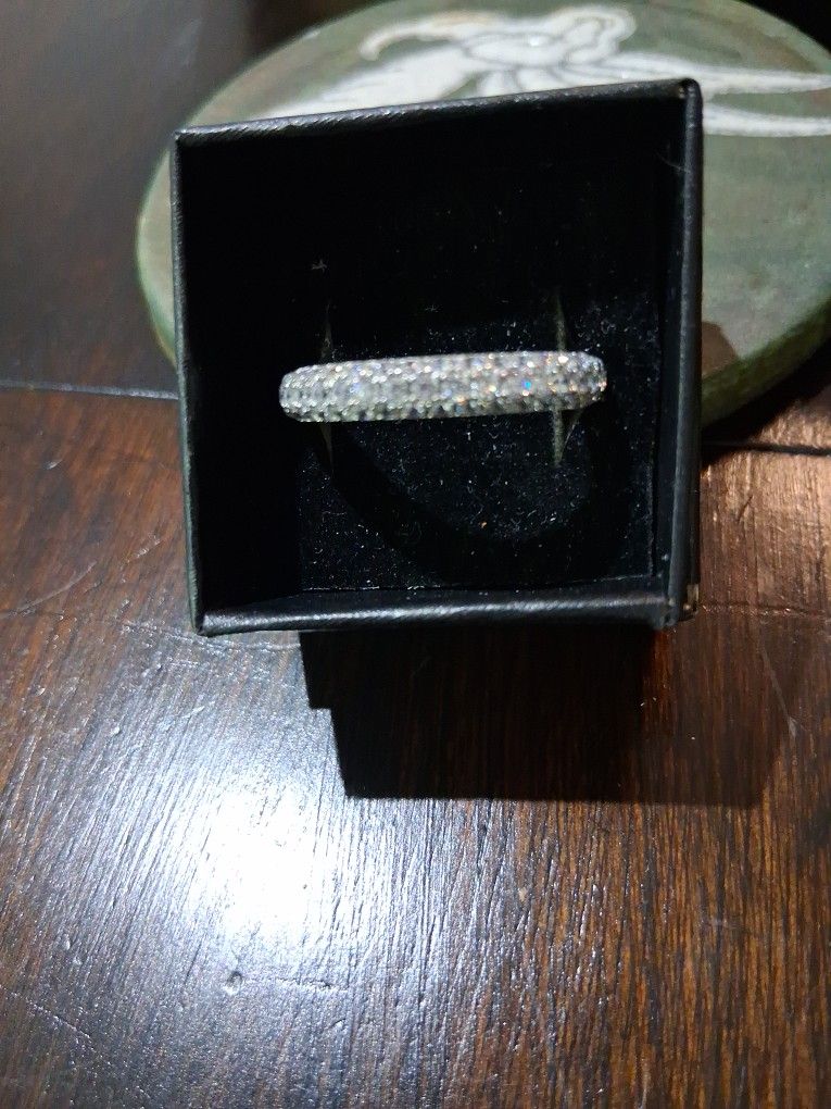 Brand New 925 Sterling Silver Zirconia Band