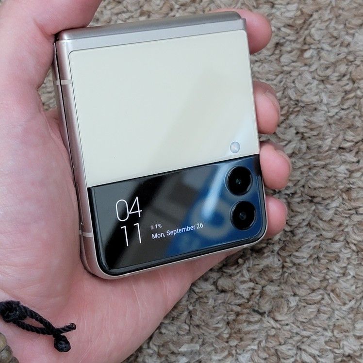 Samsung Galaxy Z Flip 3 Cream 128gb Unlocked
