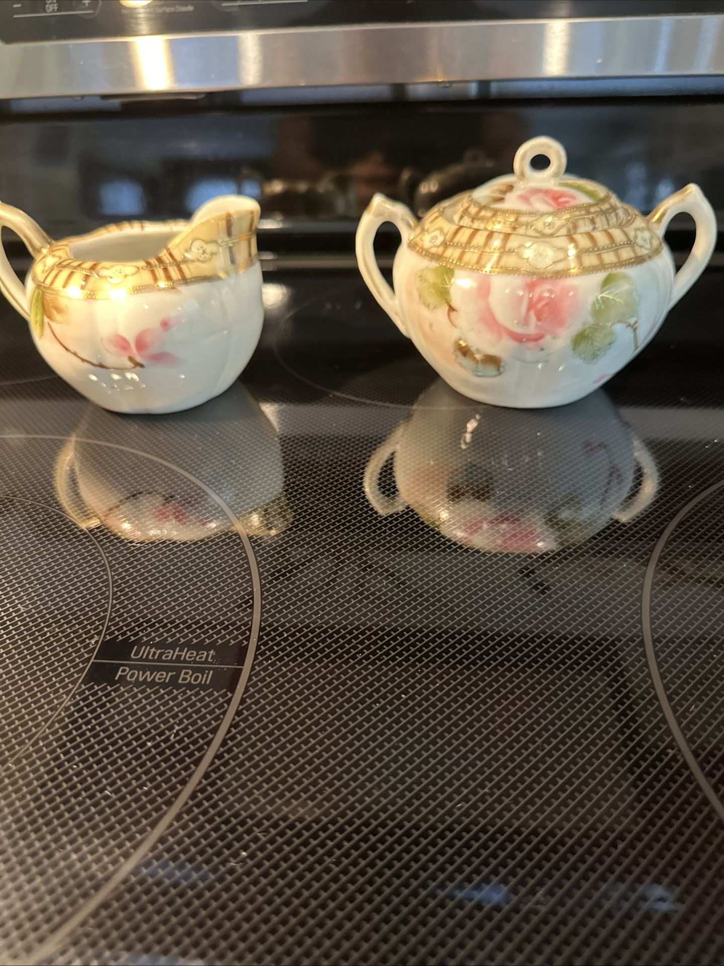 VINTAGE NIPPON CREAMER AND LIDDED SUGAR BOWL 