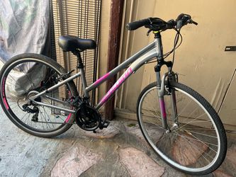 bike everything work good tires size 28 good
