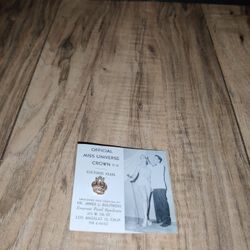 Empress Pearl Syndicate Vintage Official Miss Universe Crown Cultured Pearl Pin.