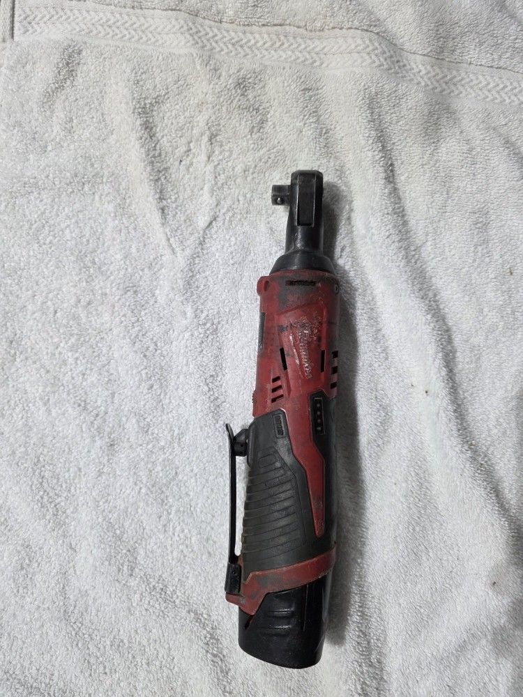 Milwaukee M12 Ratchet 3/8