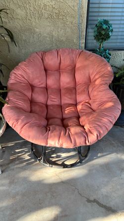Moon chair or papasan chair