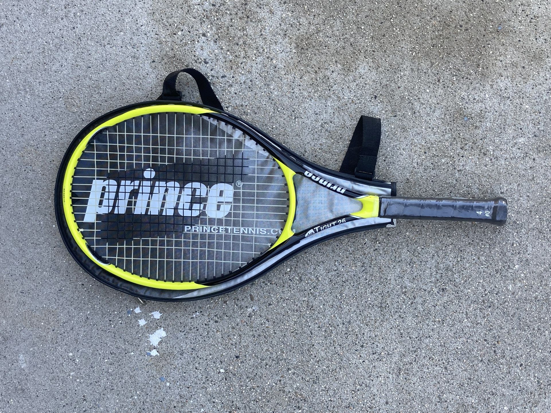 Prince Airtight 26 Tennis Racket with Zipper Cover Bag