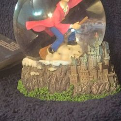 HARRY POTTER QUIDDITCH WATERGLOBE MINT CONDITION  COMPLETE 2000 & TV GUIDE