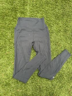 Alo Yoga Women’s Gray Leggings