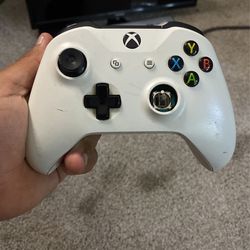 Xbox One controller 