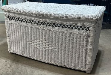 WICKER HAMPER 36x20x20
