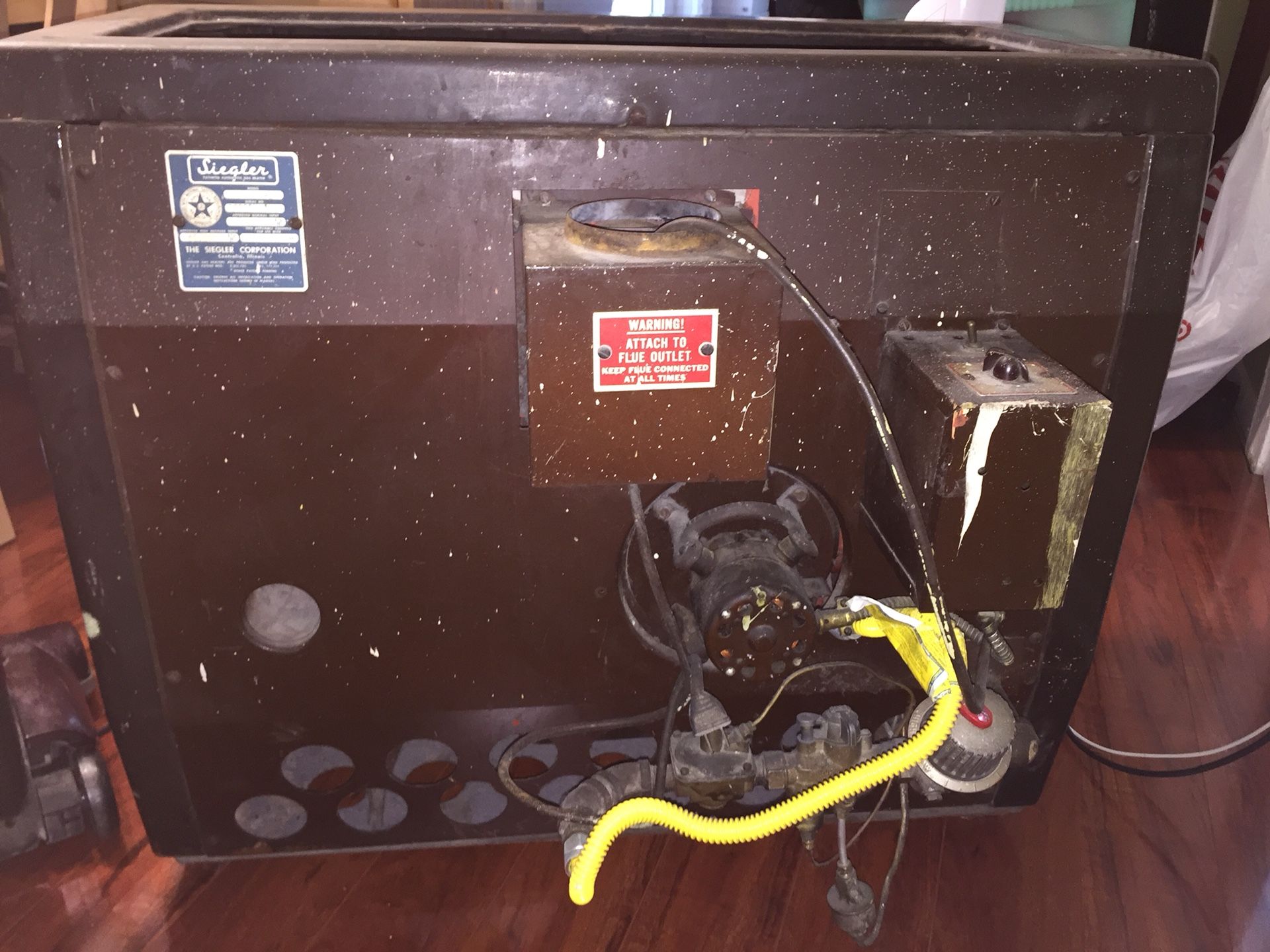 Vintage Siegler Gas Heater for Sale in Chicago, IL - OfferUp