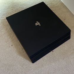 PS4 Pro 