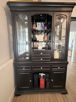 Z GALLERIE CHINA CABINET