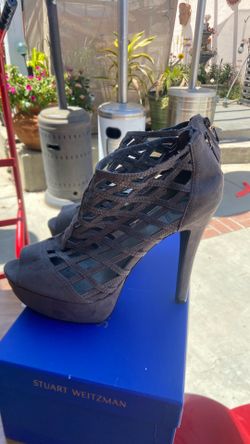 G by Guess Grey Heels size 8 1/2