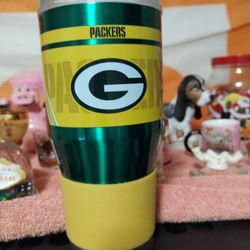 Brand New Green Bay Packers Tumbler 