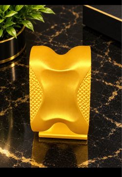 Luxury Gold Watch Display Stand – 3D Printed