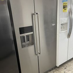 Kitchen Aid Side By Side In Stainless Steel Used