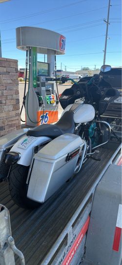 Fuel injected 2002 Electra glide Harley Davidson