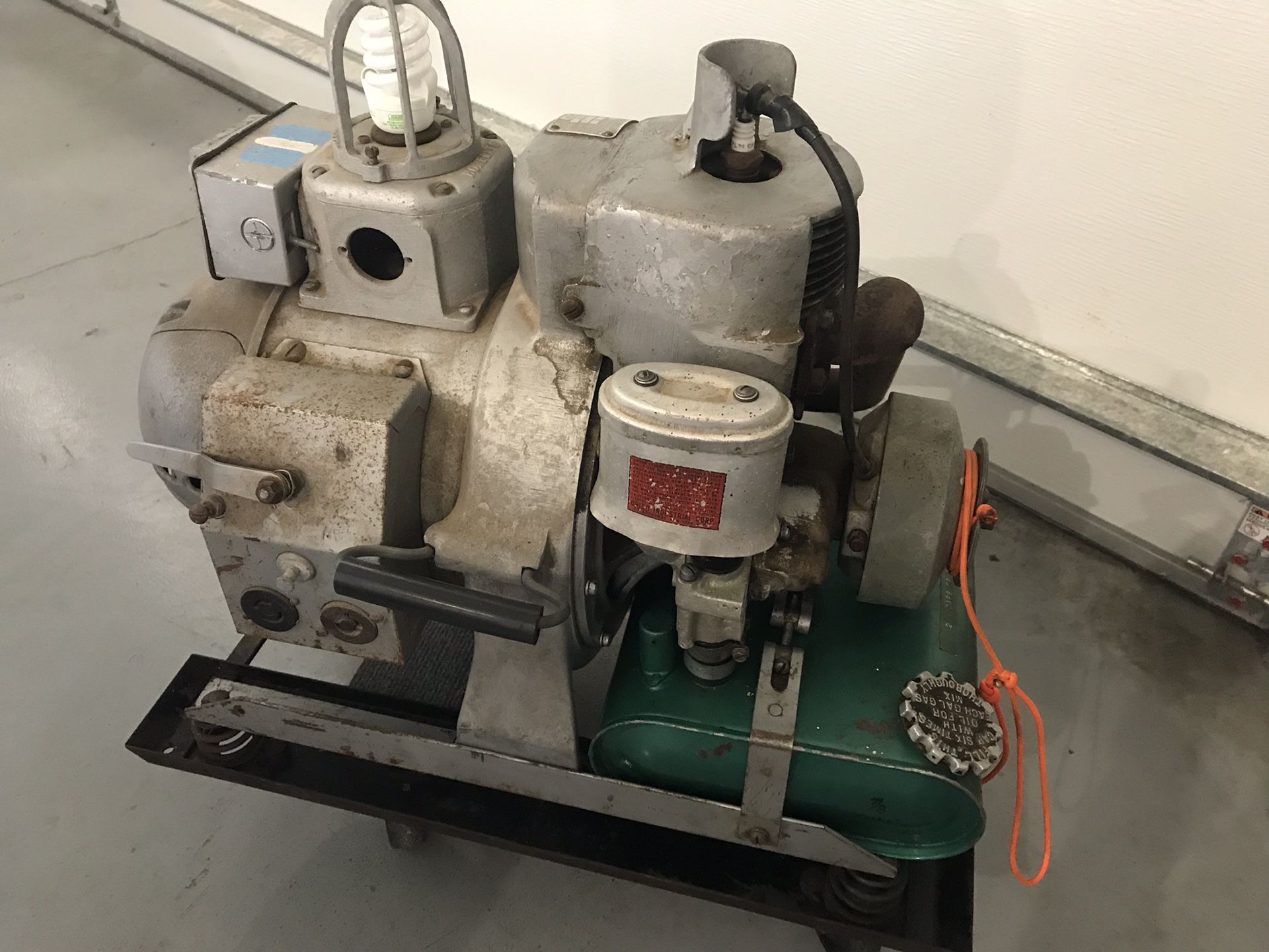 Vintage Antique Homelite 3500 Watt Generator 1956 2 Cycle