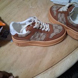Gucci Shoes Size 7