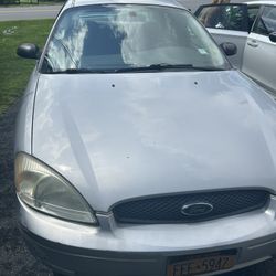 2006 Ford Taurus