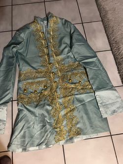Costume