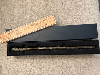 Ollivanders Harry Potter Replica Wand with Box