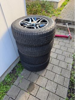 American racing wheels with 235/65/R 17 tires