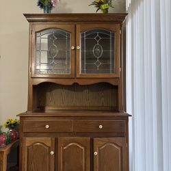 Cabinet Hutch
