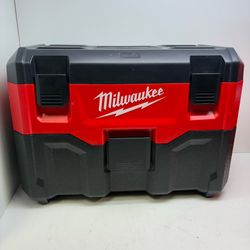 Milwaukee M18 Wet/Dry Vacuum 207703/11