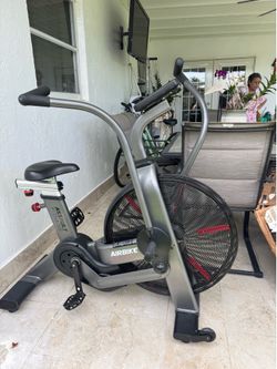 Bicicleta estacionaria