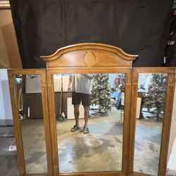 Mirror 