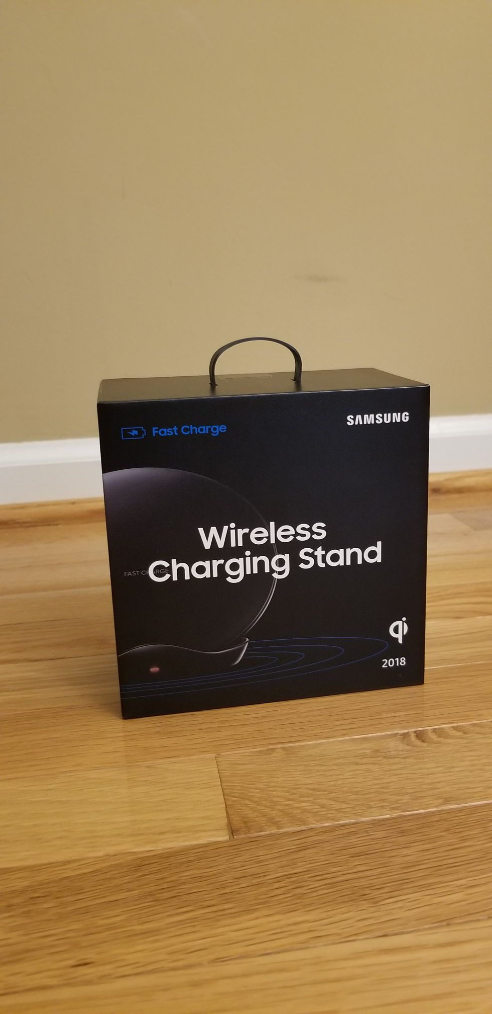 Samsung Fast Charge Wireless Charger w/Charging Stand, Black/SEALED