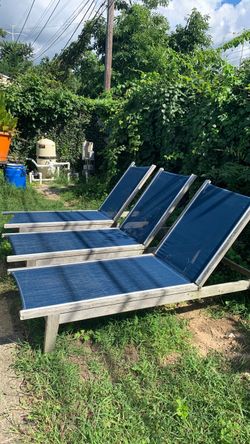 FREE. Teak lounger s  needs refinishing / torn