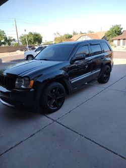 Jeep Grand Cherokee SRT8 Black SUV
