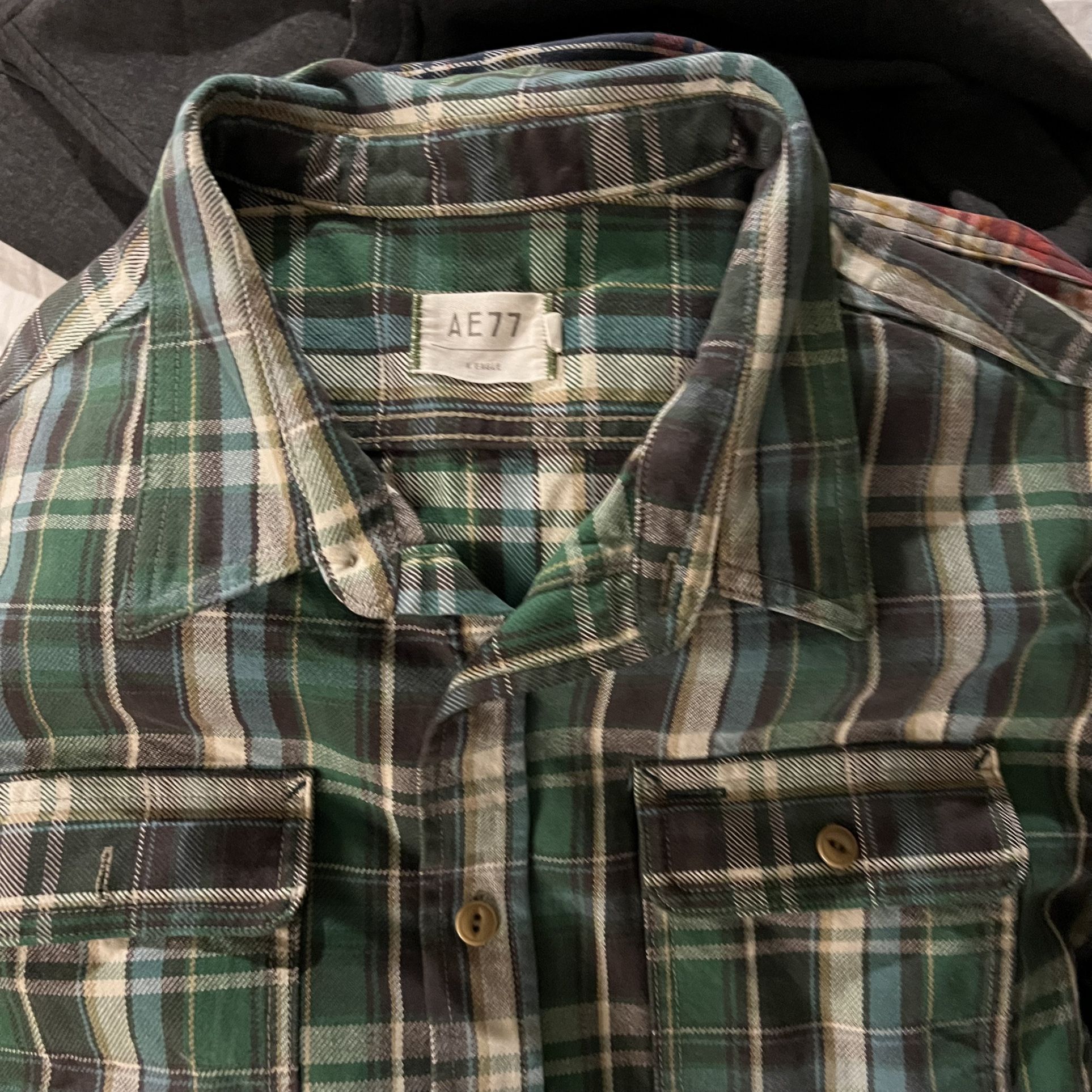 American Eagle Plaid Shirt Xl