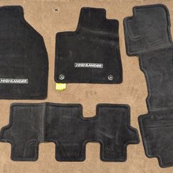 Toyota Highlander Floor Mats Complete 